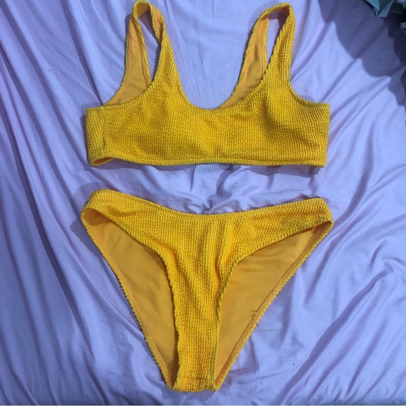 Yellow waffle bikini - Picture 1 of 2
